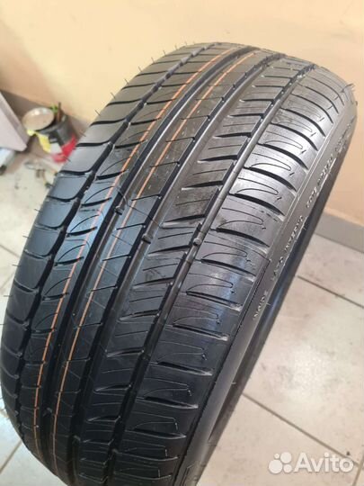 Michelin Primacy HP 215/55 R16