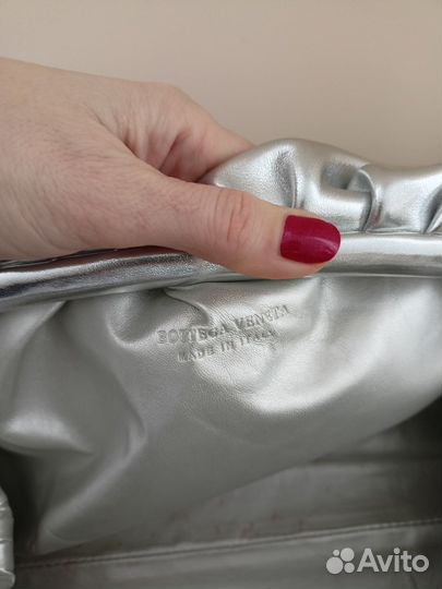 Клатч серебряный BV