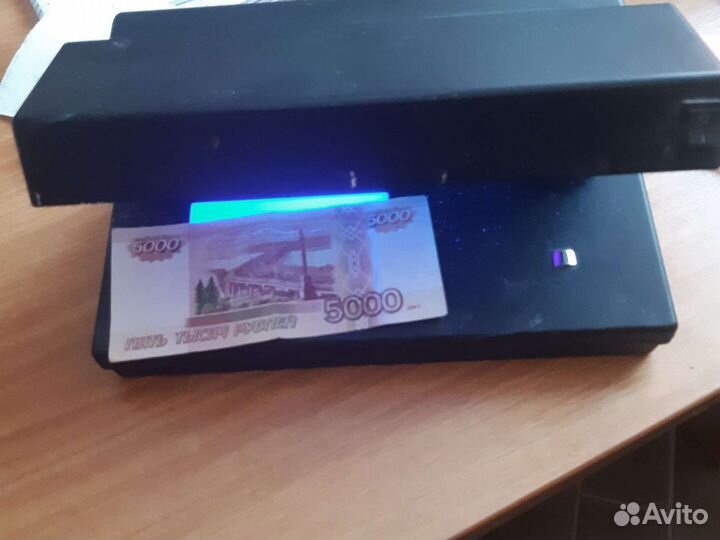 Детектор банкнот