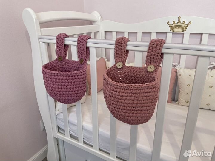 Корзинка органайзер на детскую кроватку