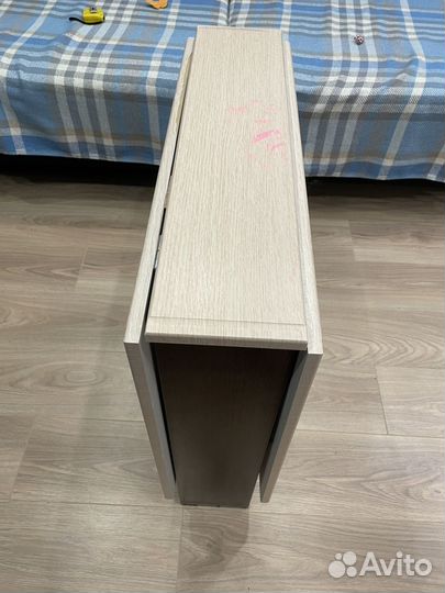 Стол книжка