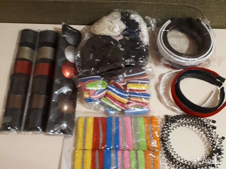 Заколки, резинки, ободки