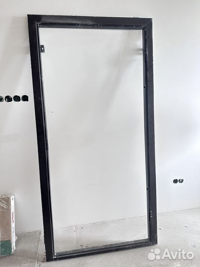 Дверь металлическая