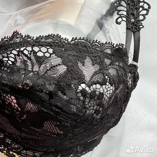 Бюстгальтер Lise Charmel Swarovski 70C