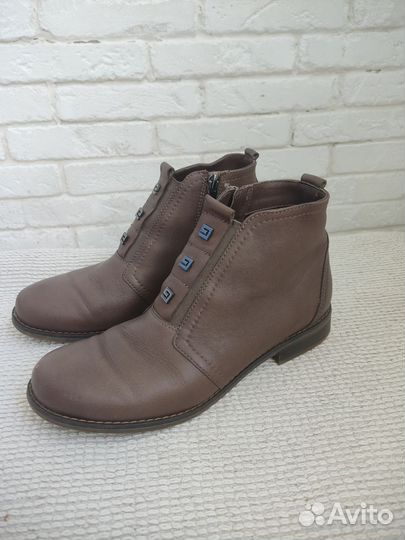 Ботинки Ионесси