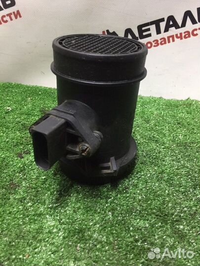 Датчик массового расхода воздуха Audi A6 универсал