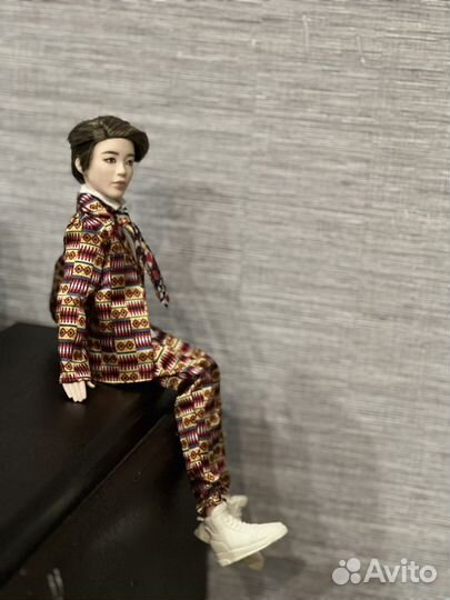 Кукла салиста музыкальной группы BTS Чимин