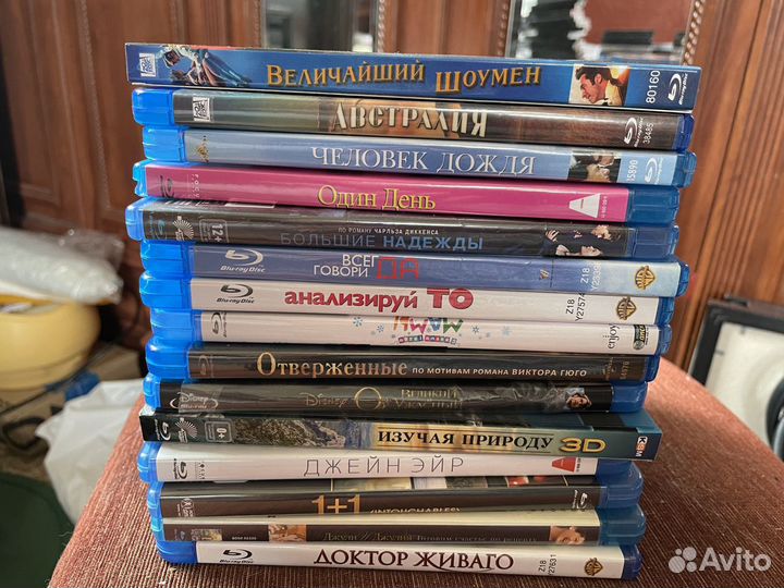 14 дисков Blue-Ray с фильмами
