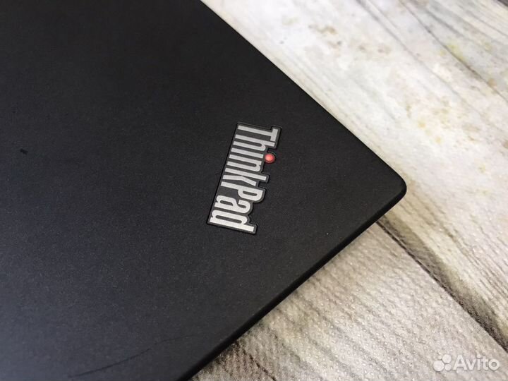 Lenovo thinkpad x250 i5 SSD 8GB RAM