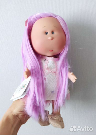 Кукла nines Mia Испания