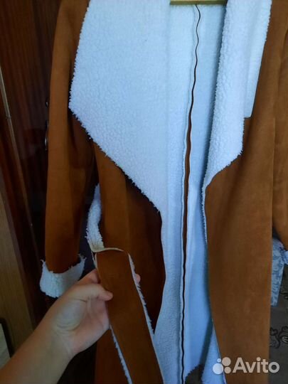 Пальто женское осеннее (размер s-m)