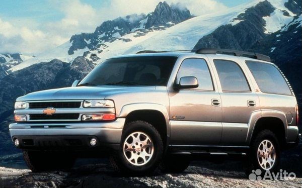 Лобовое стекло Chevrolet Tahoe 1999-2006