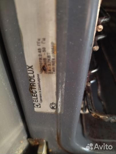 Электрический духовой шкаф с микроволновкой