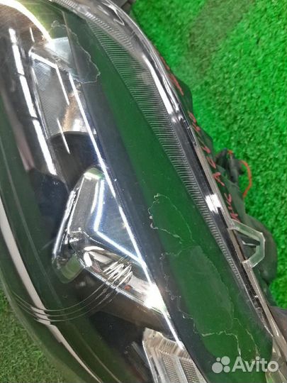 Фара левая Toyota Camry