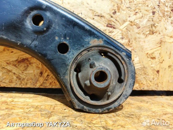 Рычаг с шаровой Тойота рав4 2018- передний правый