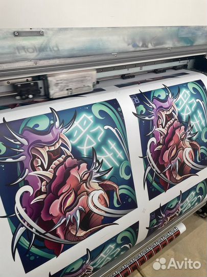 Широкоформатная печать / холсты / баннеры