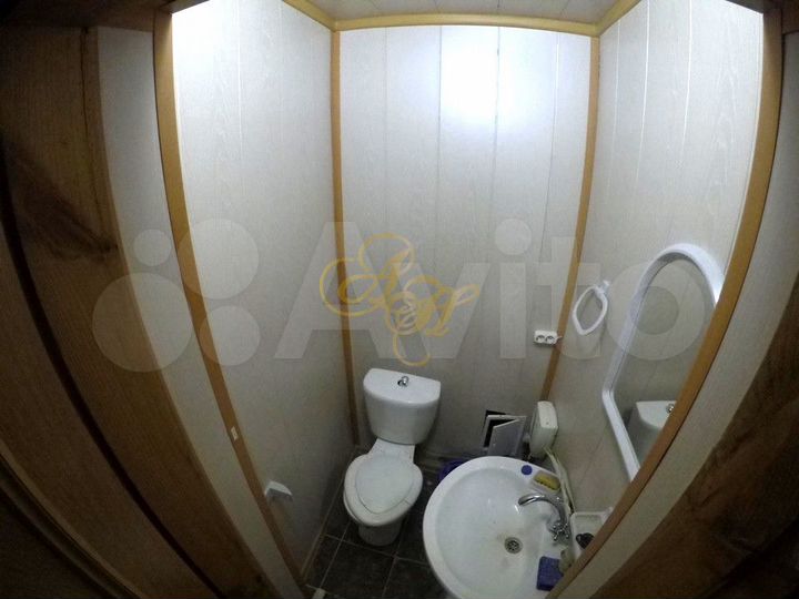 Продам торговое помещение, 54.4 м²