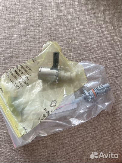 Клапан на масляный насос А2781800415