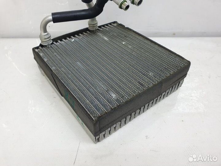 Радиатор кондиционера (конденсер) задний Ford