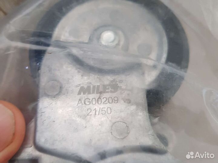 Ролик натяжной citroen C4