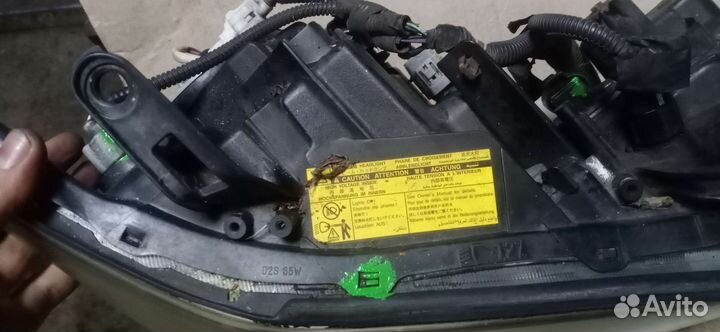 Фара правая в сборе Lexus RX400h