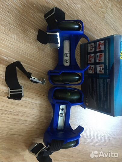 Ролики на обувь светящиеся