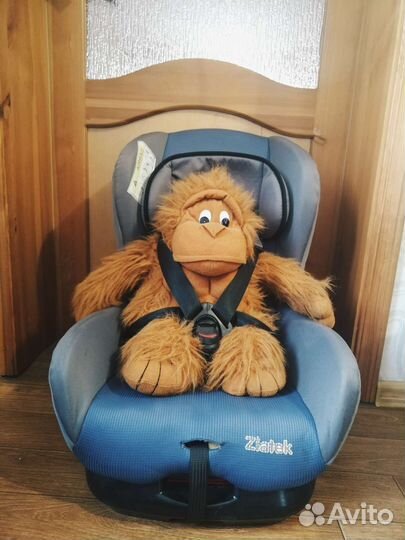 Автомобильное детское кресло