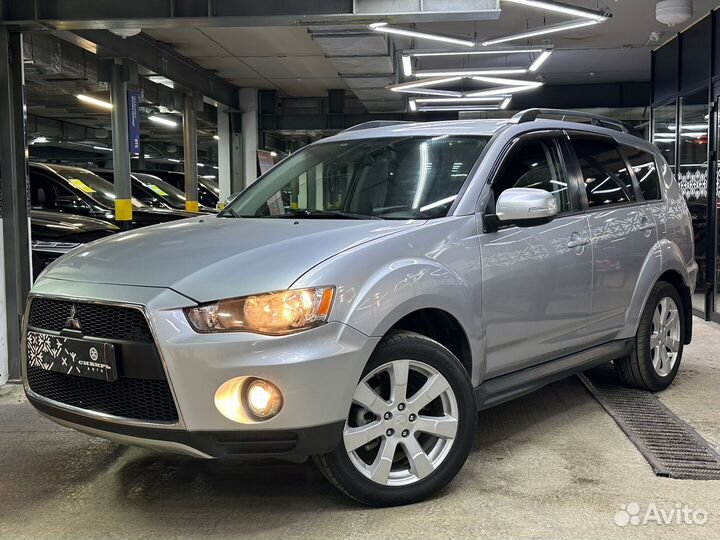 Mitsubishi Outlander 2.4 CVT, 2011, 235 000 км