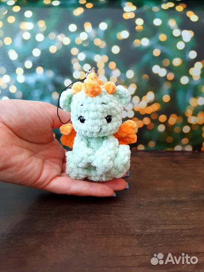 Брелок дракончик