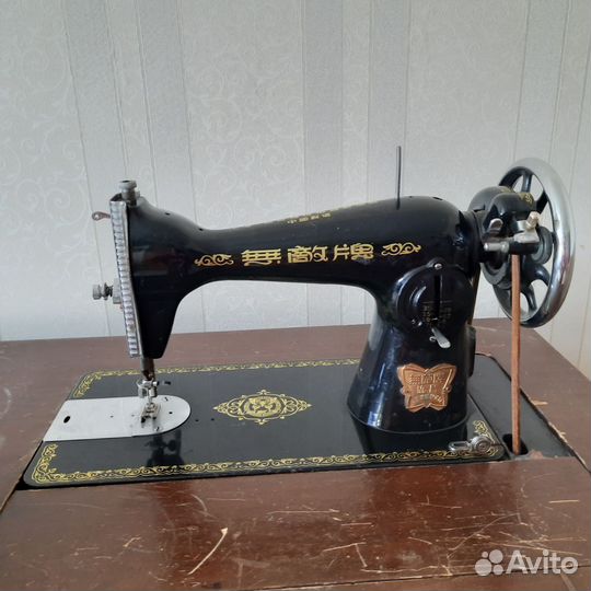 Швейная машинка Batterfly