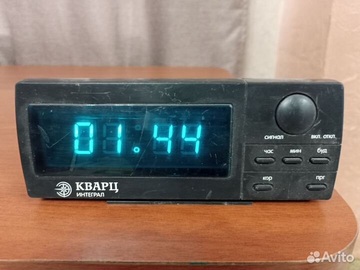 Часы кварц