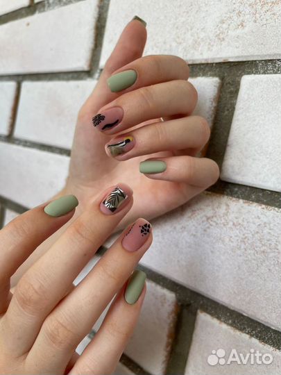 Маникюр, педикюр, наращивание ногтей