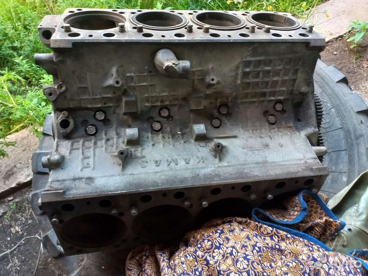 Двигатель камаз