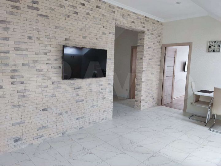 3-к. квартира, 70 м², 3/3 эт.