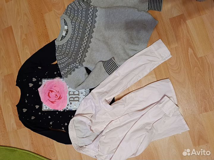 Одежда для девочки пакетом 120-140