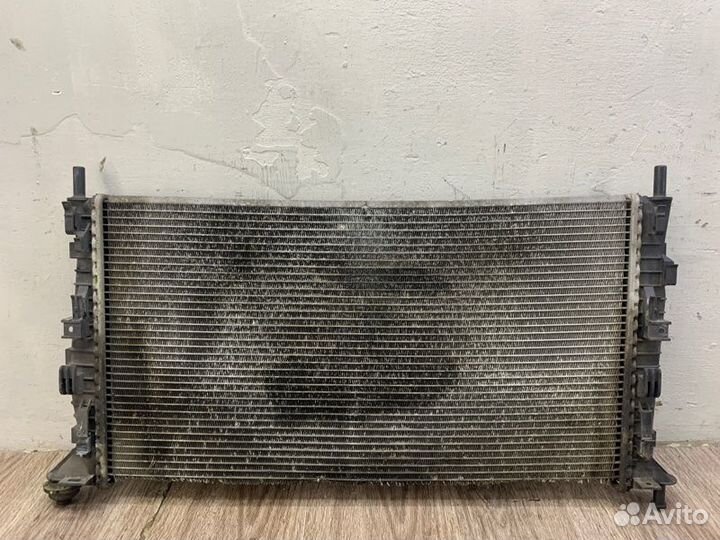 Радиатор двс Mazda 3 хетчбэк 5-ти дв. Z6 2006