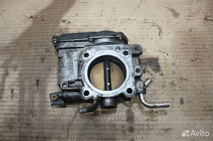 Заслонка дросельная электрическая toyota avensis I