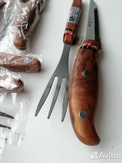 Ножи и вилки для стейка