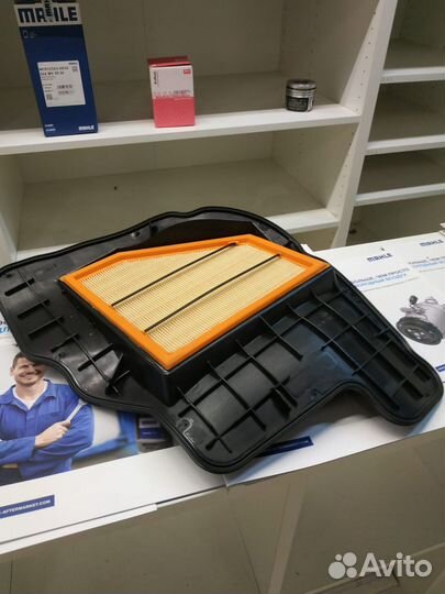 Фильтр воздушный BMW 13717577457 Mahle LX1685/5