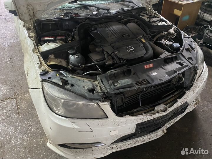 В полном разборе Mercedes c180 CGI 2010г