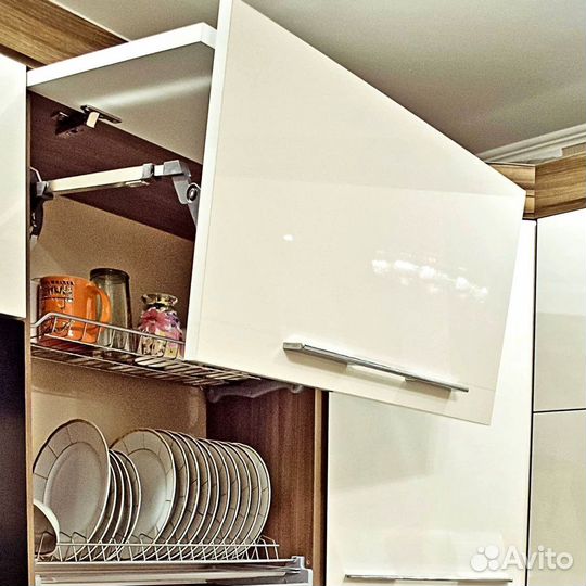 Кухня в стиле хай тек на заказ