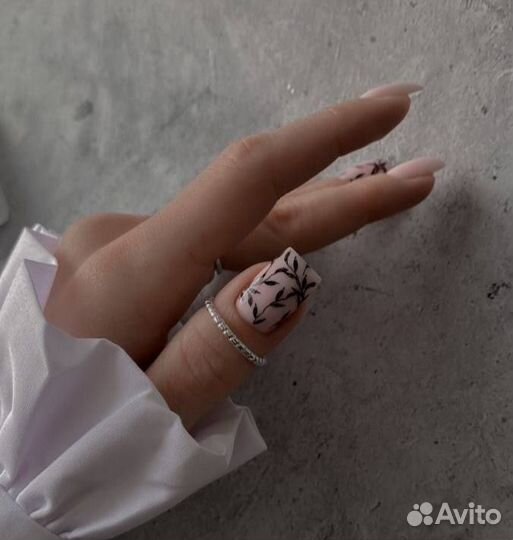 Наращивание ногтей