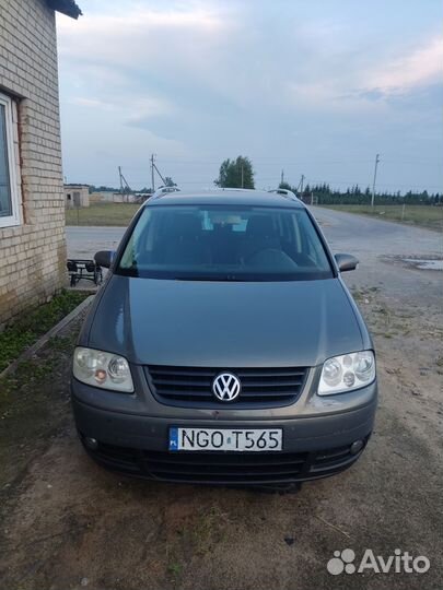 Volkswagen Touran 2,0TDI BKD по запчастям