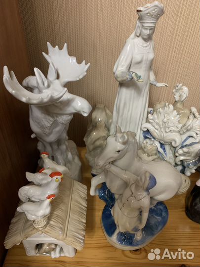 Статуэтка. Фарфор. лфз. зкх. Киев. Гжель
