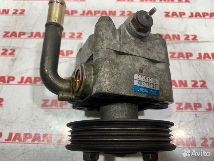 Гидроусилитель Mitsubishi Challenger K99 6G74 2000