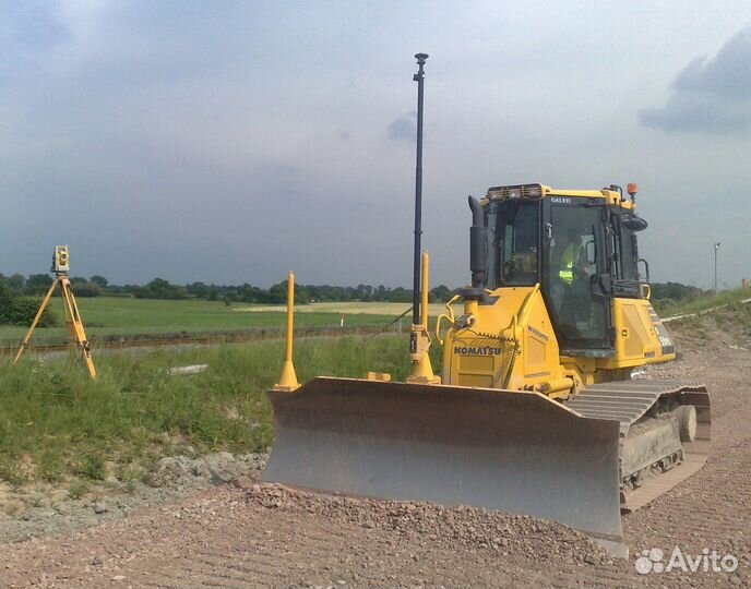 Система нивелирования Leica для грейдера