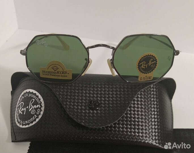 Солнцезащитные очки Ray ban