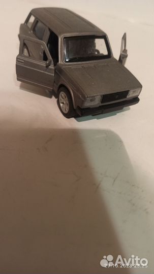 Модель автомобиля 1 43 новая