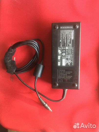Блок питания для ноутбука 15 или 19 вольт