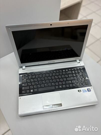 Ноутбук Samsung NP-RV515